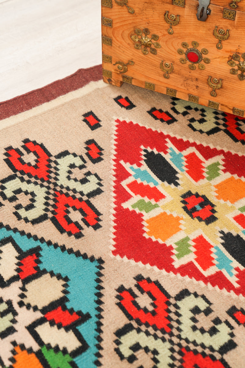 Vintage Scandinavian Kilim 5'3" x 3'2"