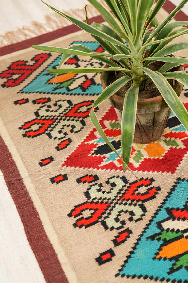 Vintage Scandinavian Kilim 5'3" x 3'2"